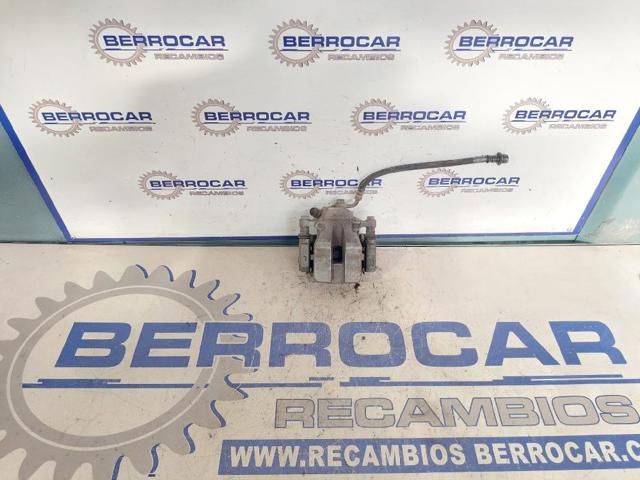 4773005050 TOYOTA Pinza de freno delantera derecha  en stock Huelva