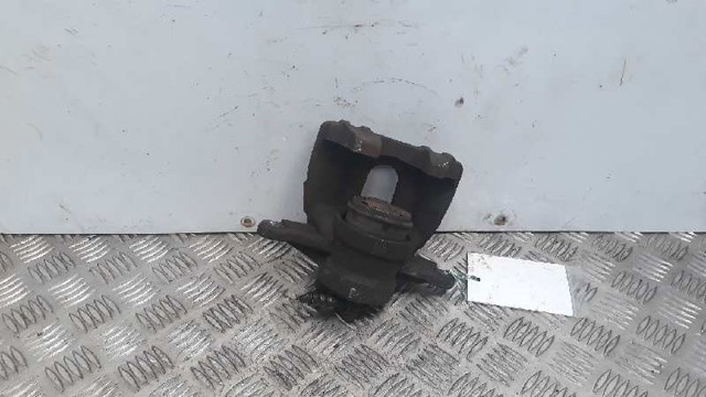 4773005060 TOYOTA Pinza de freno delantera derecha  en stock Gandía