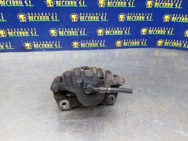 Pinza de freno delantera derecha 4773012451 Toyota