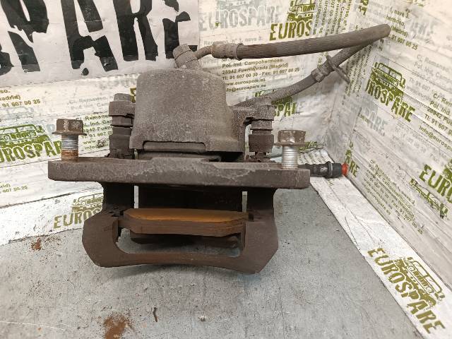 4773042040 TOYOTA Pinza de freno delantera derecha  en stock Córdoba
