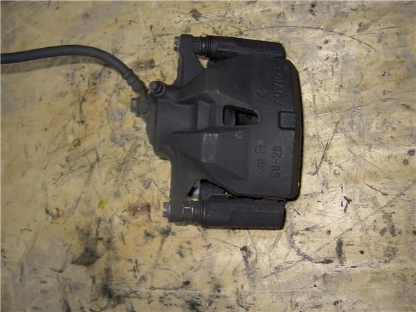 4773053060 TOYOTA Pinza de freno delantera derecha  disponible Alicante