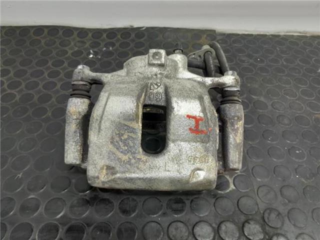 47730F4010 TOYOTA Pinza de freno delantera derecha  disponible Vigo