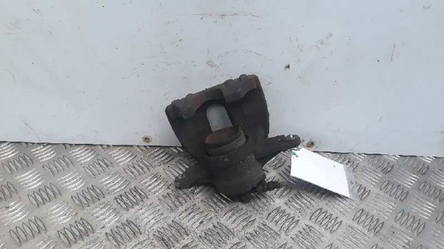 4775005060 Pinza de freno delantera izquierda  disponible Málaga