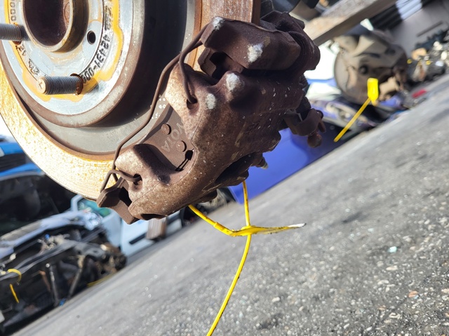 Pinza de freno trasera derecha 478300D020 TOYOTA