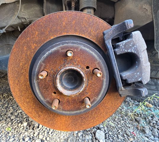 4785005030 TOYOTA Pinza de freno trasera izquierda  en stock Gandía