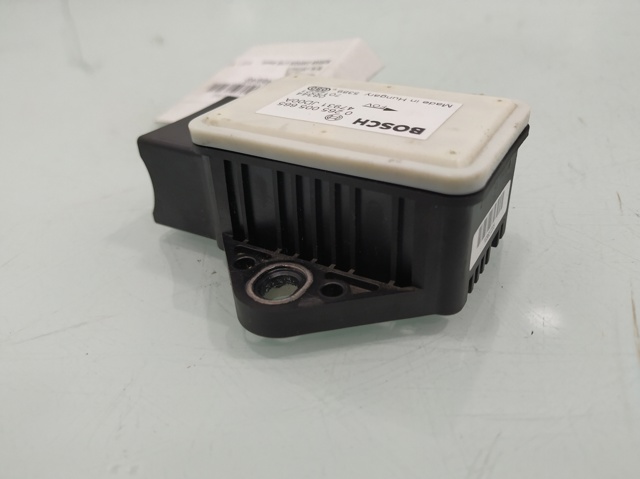 NISSAN 47931JD00A Sensor de aceleración lateral (ESP) comprar Tarragona