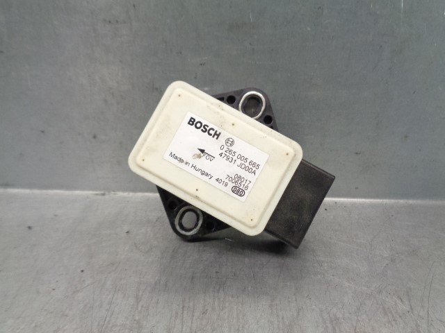 47931JD00A NISSAN Sensor de aceleración lateral (ESP) comprar Bilbao