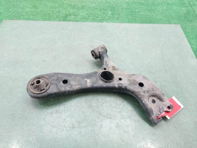 TOYOTA 4806802130 Brazo inferior derecho de la suspensión delantera  comprar en Albacete
