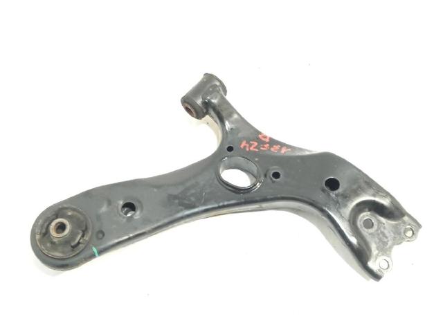 TOYOTA 4806802130 Brazo inferior derecho de la suspensión delantera  comprar en Ponferrada