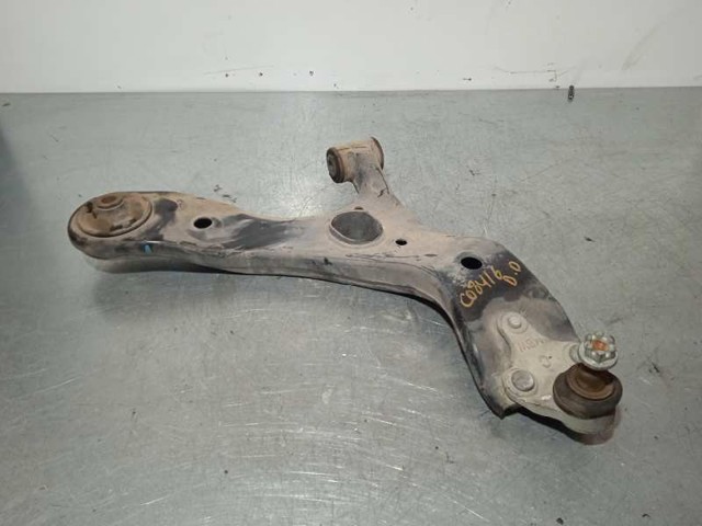 4806802130 TOYOTA Brazo inferior derecho de la suspensión delantera comprar Alcalá