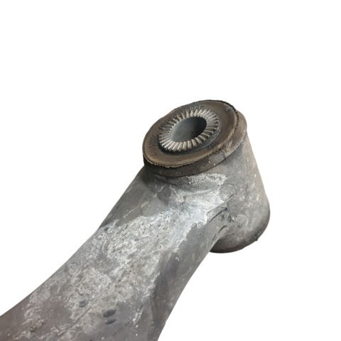 4806802130 TOYOTA Brazo inferior derecho de la suspensión delantera  comprar en Jaén