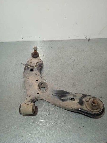 4806802130 TOYOTA Brazo inferior derecho de la suspensión delantera comprar Madrid