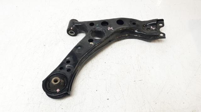 Brazo inferior derecho de la suspensión delantera 4806802410 TOYOTA