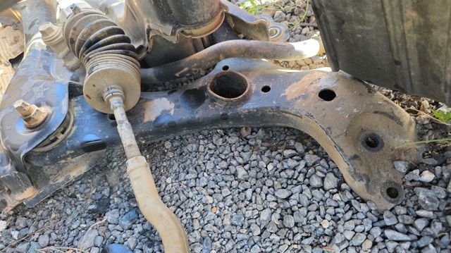TOYOTA 4806805080 Brazo inferior derecho de la suspensión delantera  comprar en Albacete