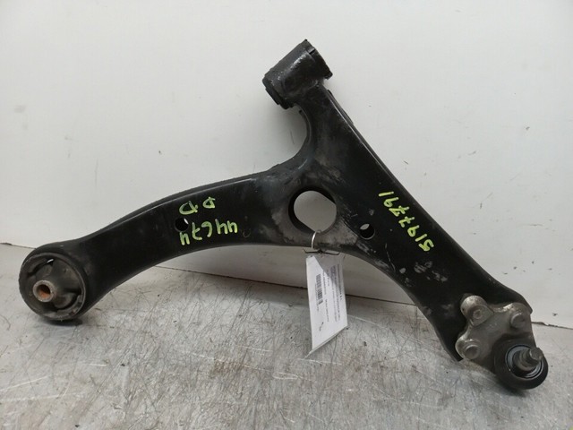 TOYOTA 480680F010 Brazo inferior derecho de la suspensión delantera comprar Tarragona