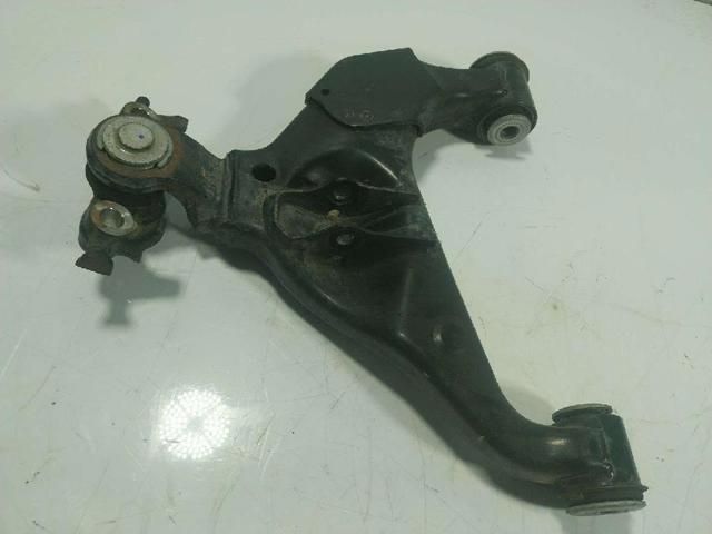480680K090 Brazo inferior derecho de la suspensión delantera  en stock Castellón