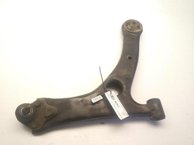 4806813010 Brazo inferior derecho de la suspensión delantera  disponible Burgos