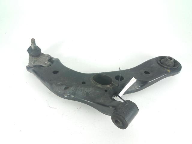 4806842050 TOYOTA Brazo inferior derecho de la suspensión delantera  disponible Ourense
