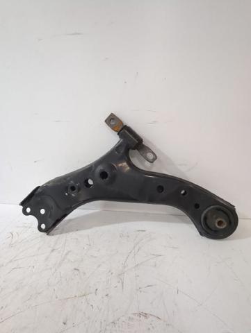 4806842070 TOYOTA Brazo inferior derecho de la suspensión delantera  en stock Gandía