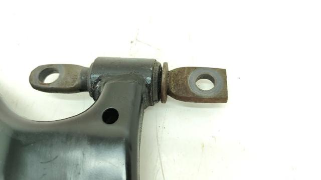 4806842070 TOYOTA Brazo inferior derecho de la suspensión delantera comprar Madrid