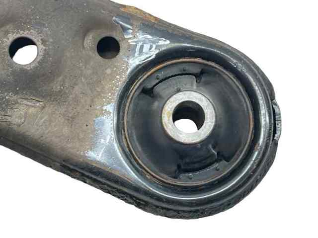 4806847050 Brazo inferior derecho de la suspensión delantera  en stock Castellón