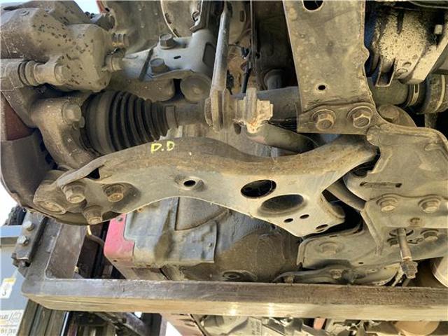 TOYOTA 4806847050 Brazo inferior derecho de la suspensión delantera  comprar en Murcia