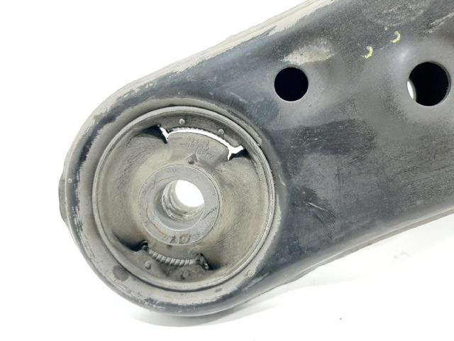 TOYOTA 4806847050 Brazo inferior derecho de la suspensión delantera  en stock Salamanca