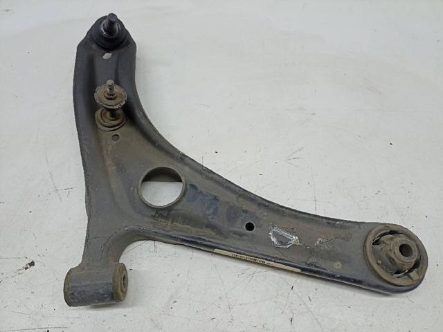 Brazo inferior derecho de la suspensión delantera 4806859035 TOYOTA