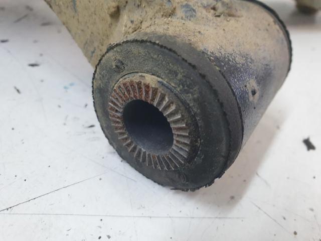4806902130 Brazo inferior izquierdo de la suspensión delantera comprar Girona