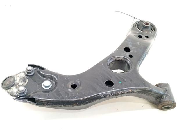 4806902130 TOYOTA Brazo inferior izquierdo de la suspensión delantera  disponible Vigo