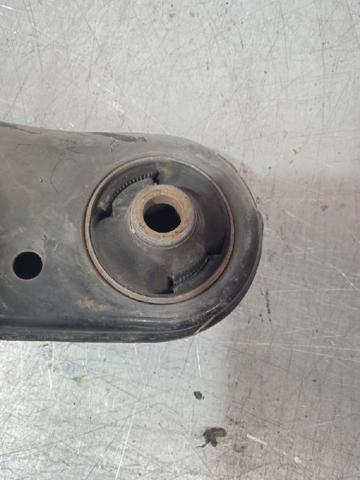 4806902130 Brazo inferior izquierdo de la suspensión delantera comprar Sevilla