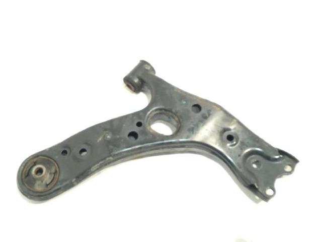 4806902130 TOYOTA Brazo inferior izquierdo de la suspensión delantera  comprar en Lleida