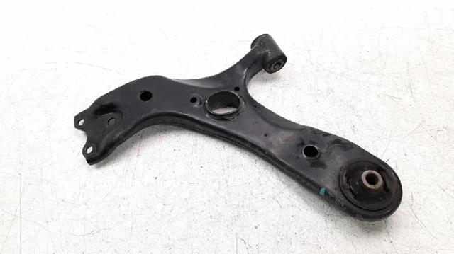 Brazo inferior izquierdo de la suspensión delantera 4806902140 TOYOTA