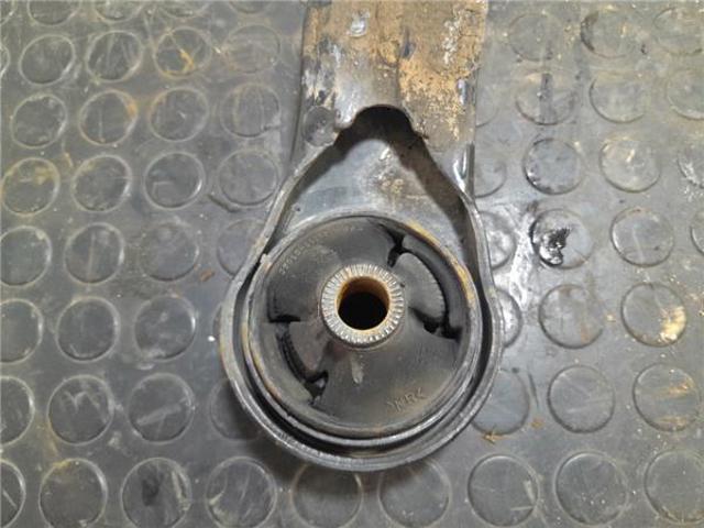 4806905070 Brazo inferior izquierdo de la suspensión delantera comprar Sevilla