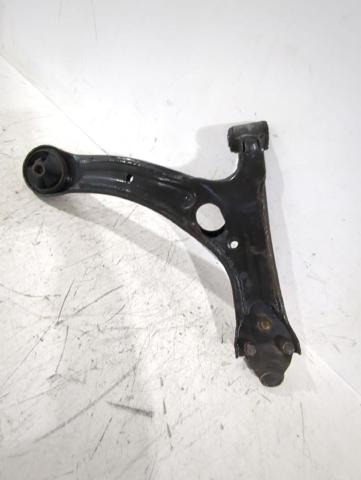 4806905070 Brazo inferior izquierdo de la suspensión delantera  en stock Sabadell