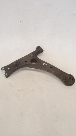 4806905070 TOYOTA Brazo inferior izquierdo de la suspensión delantera  en stock Huelva