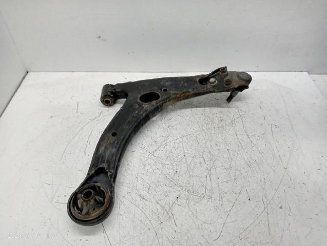 TOYOTA 4806905070 Brazo inferior izquierdo de la suspensión delantera  en stock Valencia