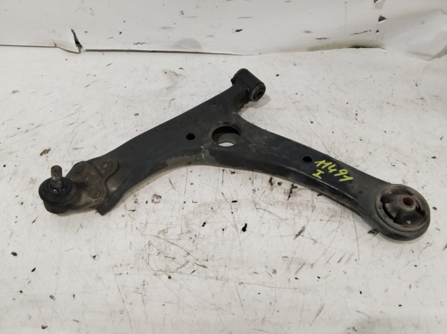 Brazo inferior izquierdo de la suspensión delantera 4806905070 TOYOTA