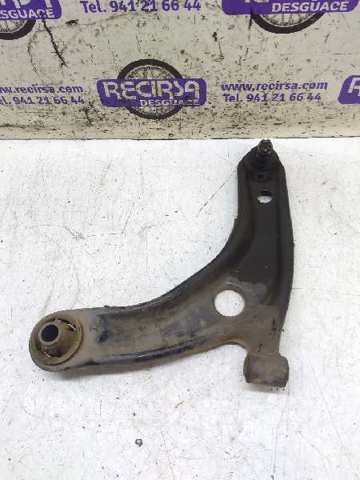 Brazo inferior izquierdo de la suspensión delantera 4806909041 TOYOTA