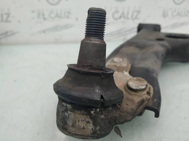 TOYOTA 480690F010 Brazo inferior izquierdo de la suspensión delantera comprar Pamplona