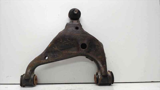 TOYOTA 480690K040 Brazo inferior izquierdo de la suspensión delantera  comprar en Albacete