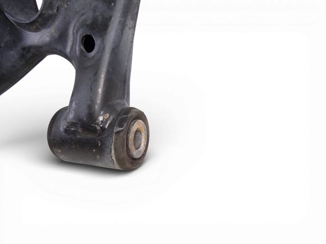 TOYOTA 4806910110 Brazo inferior izquierdo de la suspensión delantera comprar Barcelona
