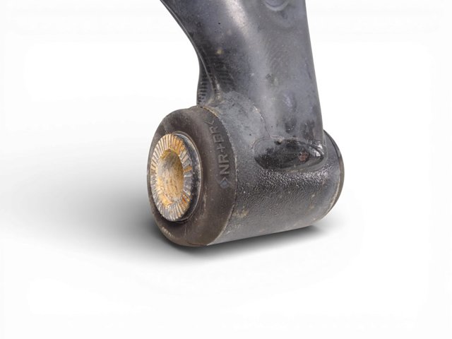4806910110 Brazo inferior izquierdo de la suspensión delantera  en stock Castellón