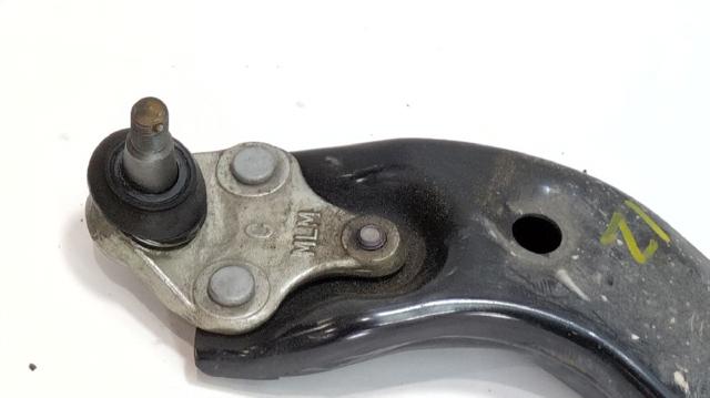 4806910110 Brazo inferior izquierdo de la suspensión delantera  disponible Málaga