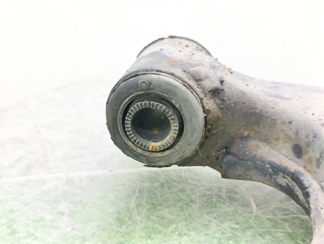 TOYOTA 4806912171 Brazo inferior izquierdo de la suspensión delantera  comprar en Ponferrada