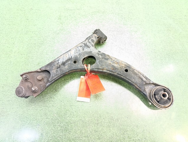 TOYOTA 4806912171 Brazo inferior izquierdo de la suspensión delantera  en stock Valencia