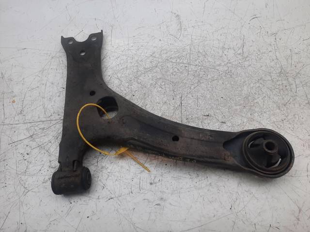 Brazo inferior izquierdo de la suspensión delantera 4806913010 TOYOTA