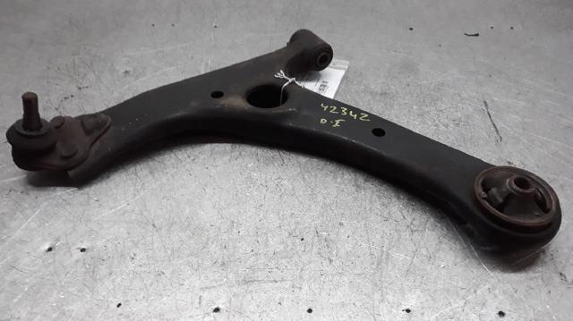 4806913010 TOYOTA Brazo inferior izquierdo de la suspensión delantera  en stock Córdoba