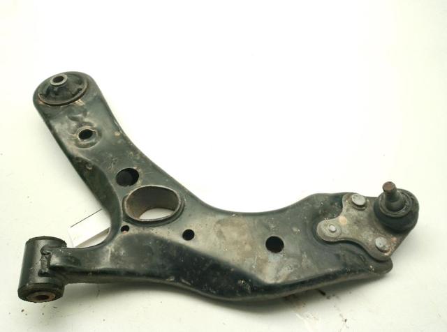 TOYOTA 4806942060 Brazo inferior izquierdo de la suspensión delantera  en stock Terrassa