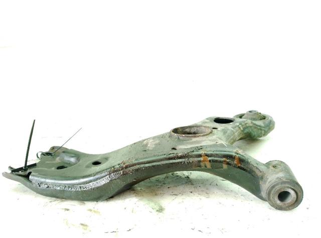 4806942060 Brazo inferior izquierdo de la suspensión delantera  comprar en Pontevedra